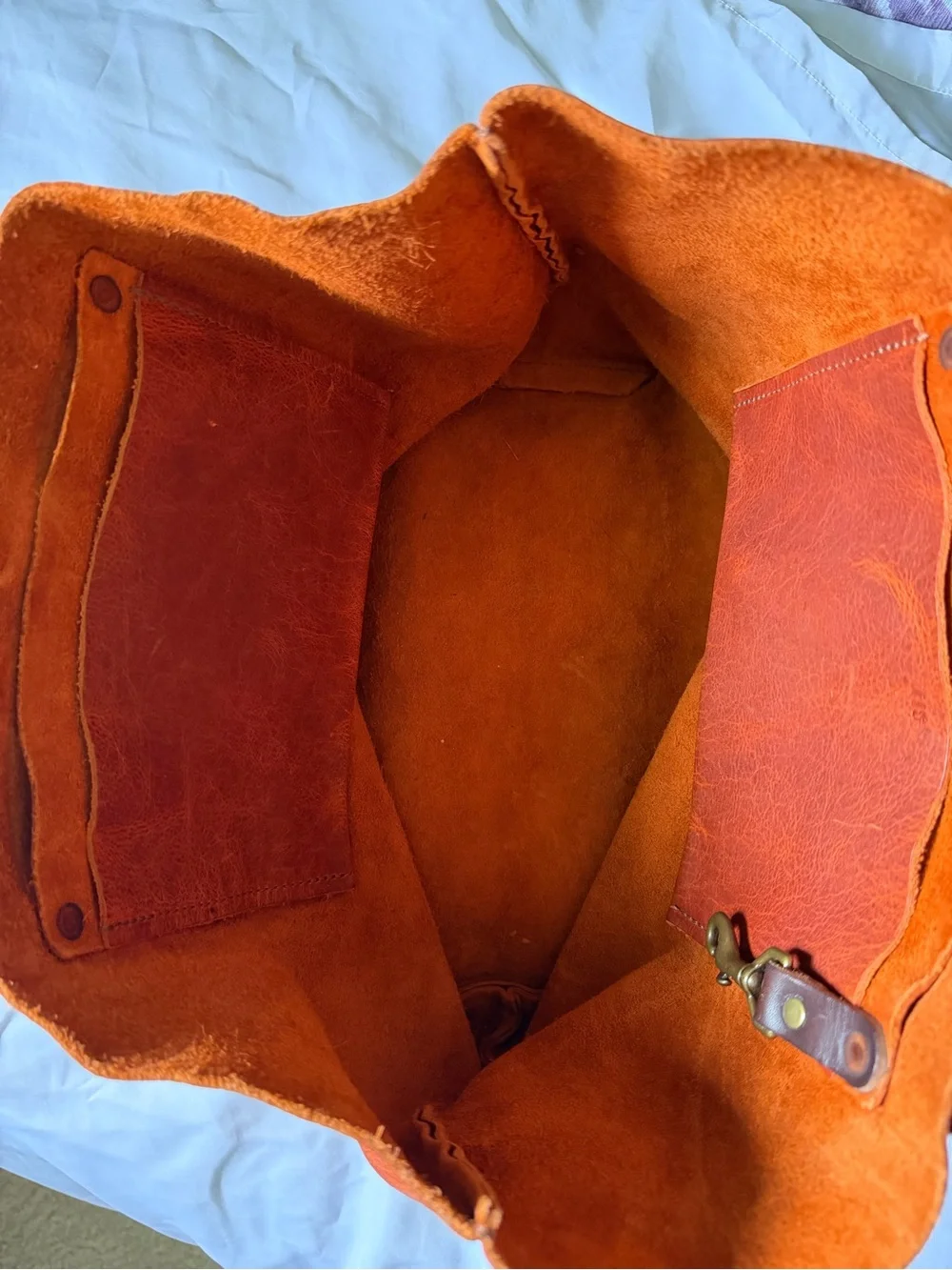 Go Forth Goods Large Avery tote in Tangerine bison - Picture 6 of 11